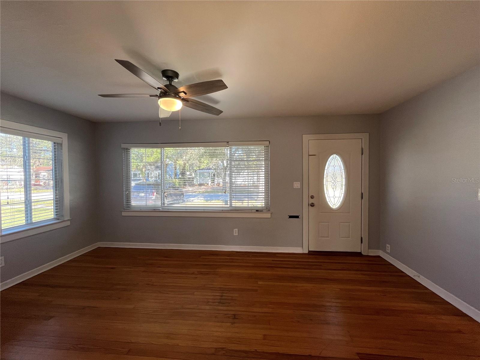 COLLEGE PARK FOURTH ADD - Residential Lease