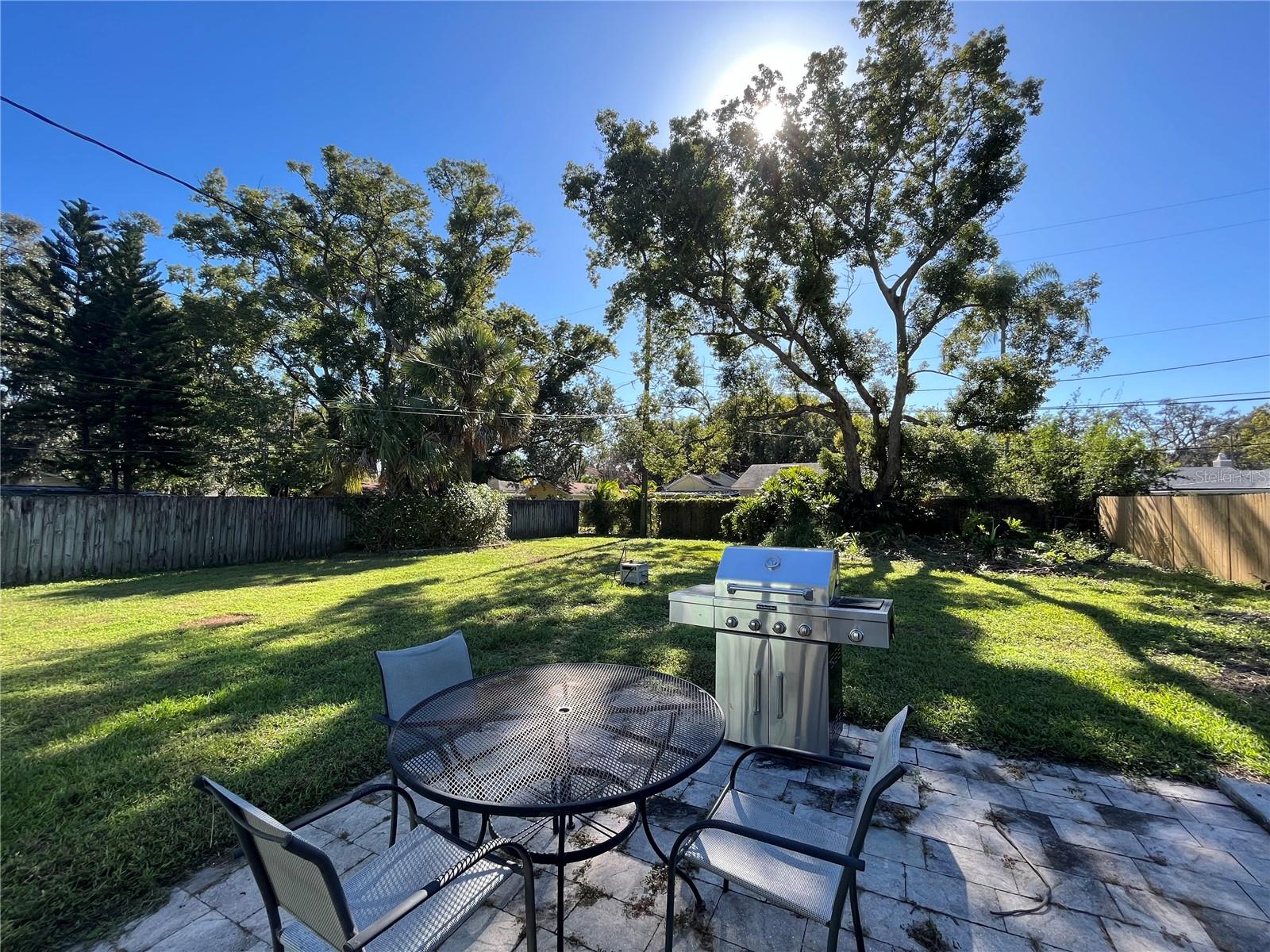 COLLEGE PARK FOURTH ADD - Residential Lease