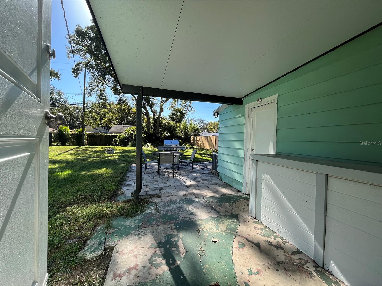 COLLEGE PARK FOURTH ADD - Residential Lease