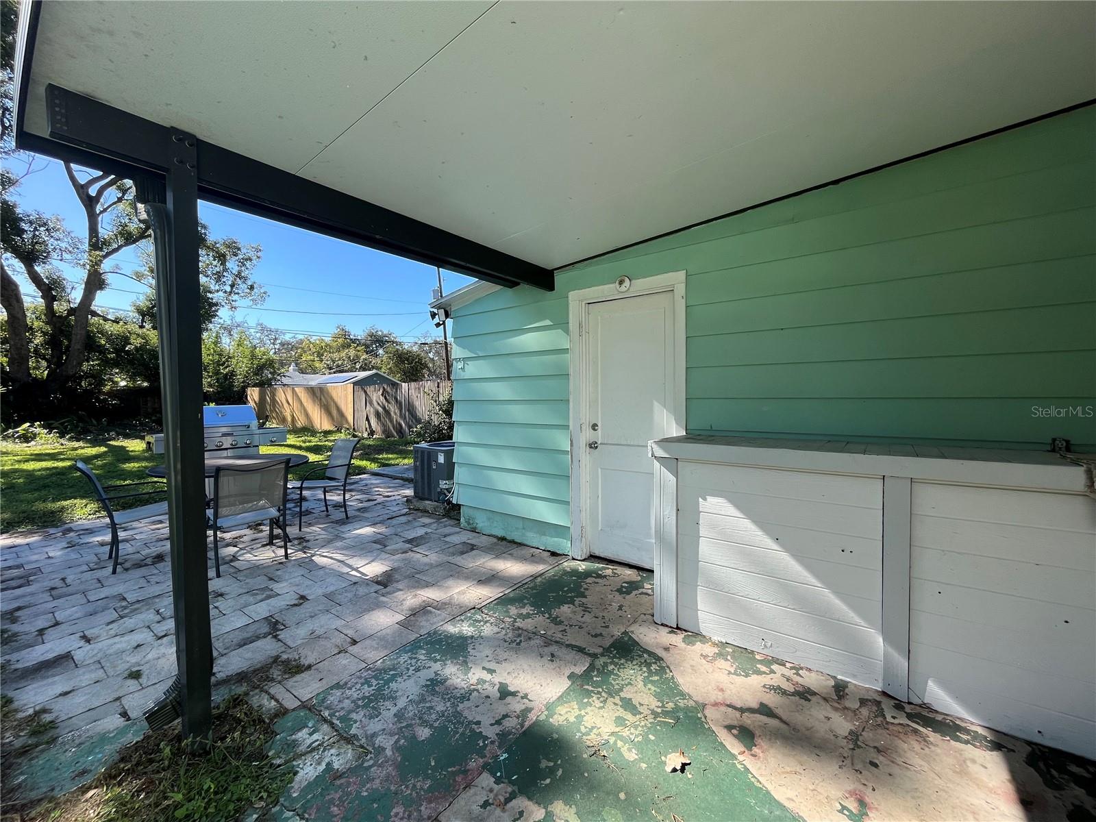 COLLEGE PARK FOURTH ADD - Residential Lease