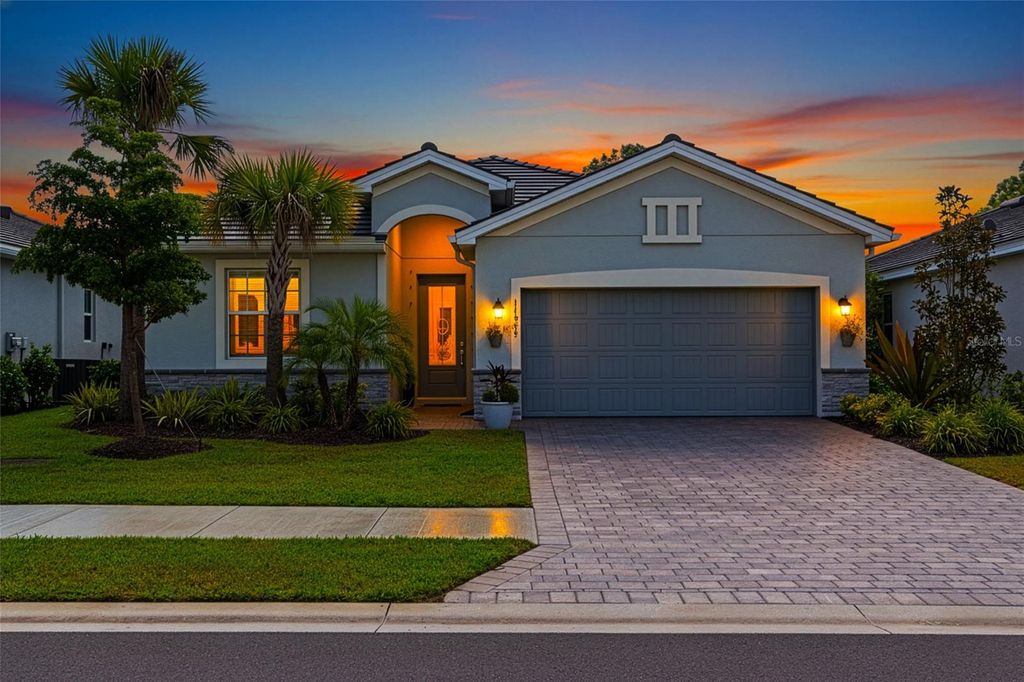 Photo of 11375 Burgundy Drive, Venice, FL 34293 (MLS # N6140943)