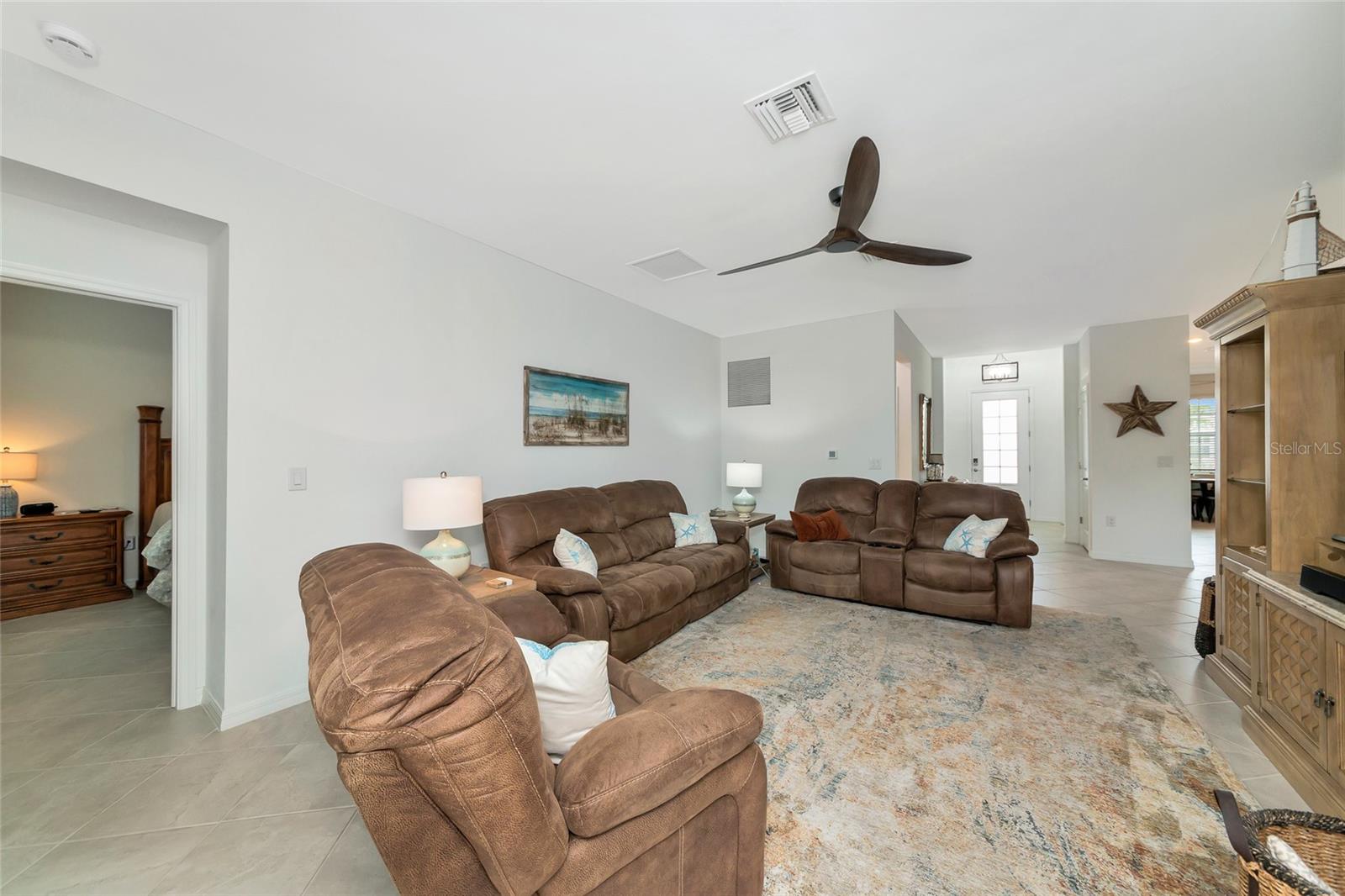 ANTIGUA/WELLEN PARK - Residential