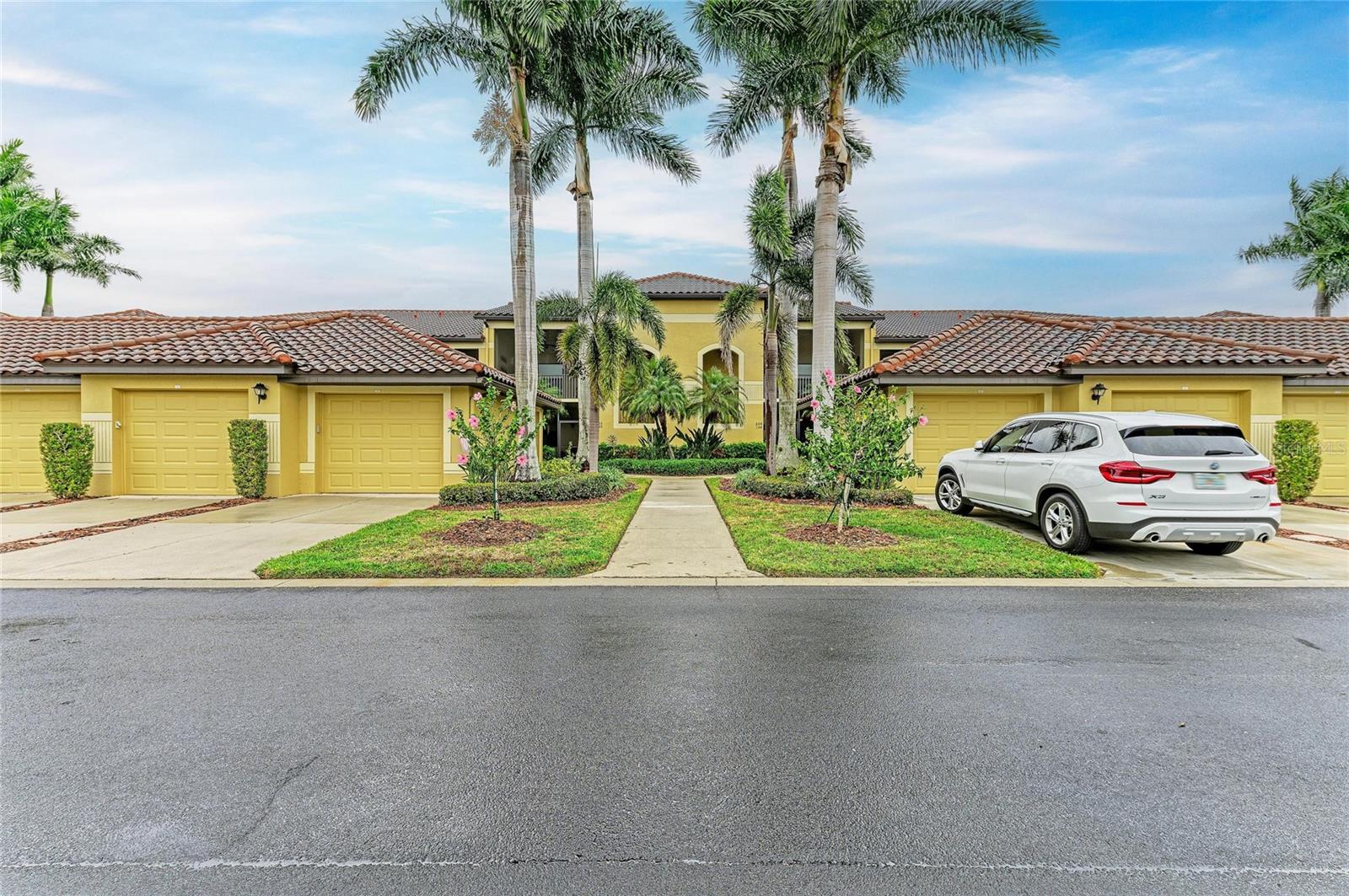 RIVER STRAND - Residential