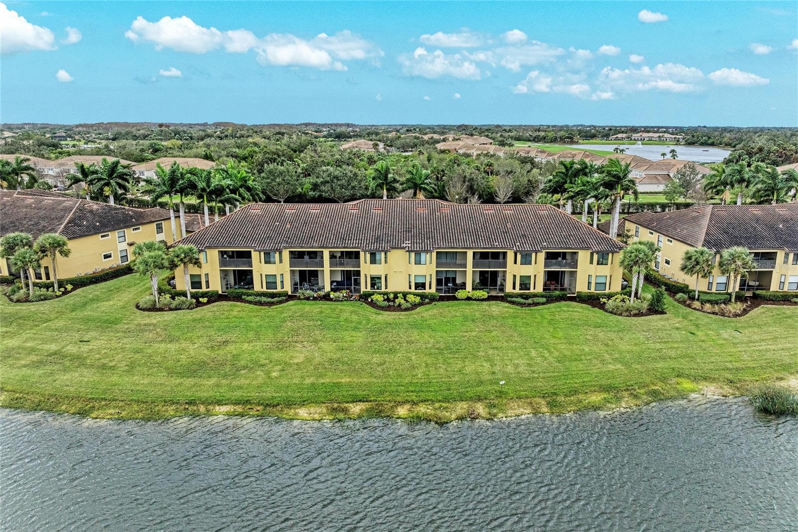 RIVER STRAND - Residential