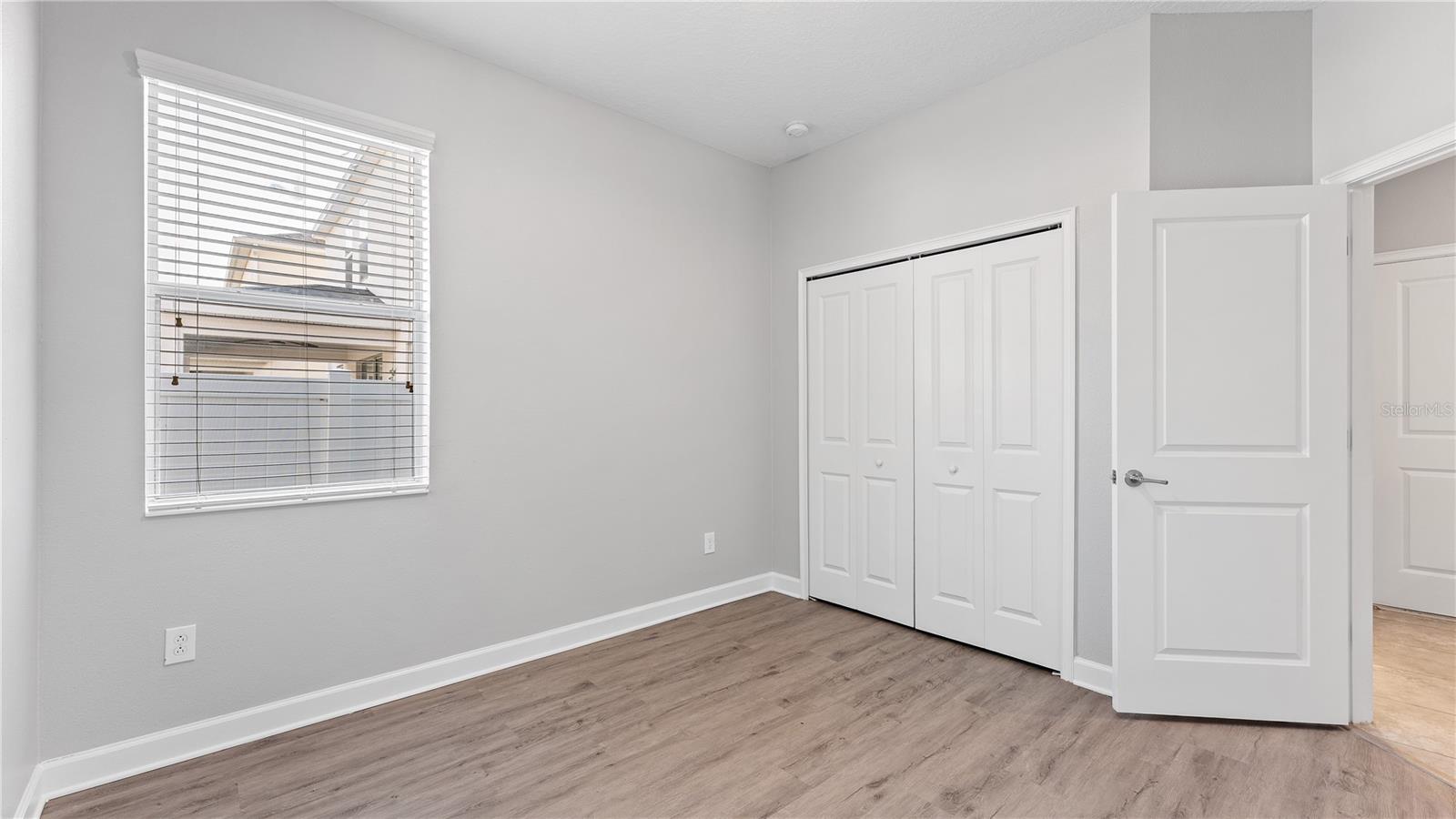 OAKS/MOSS PARK - Residential