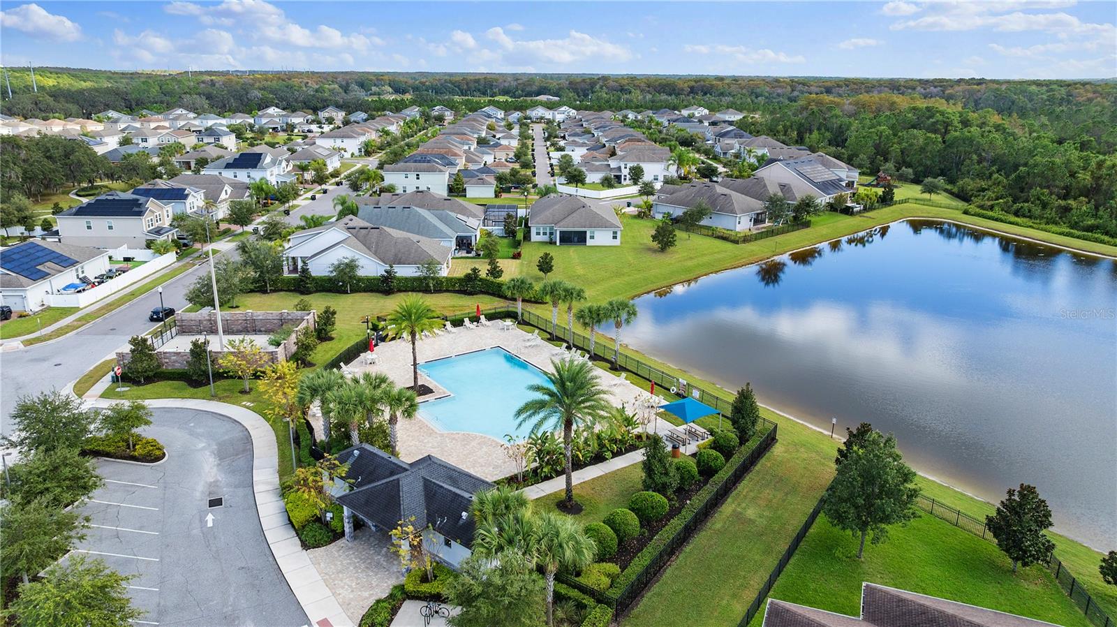 OAKS/MOSS PARK - Residential