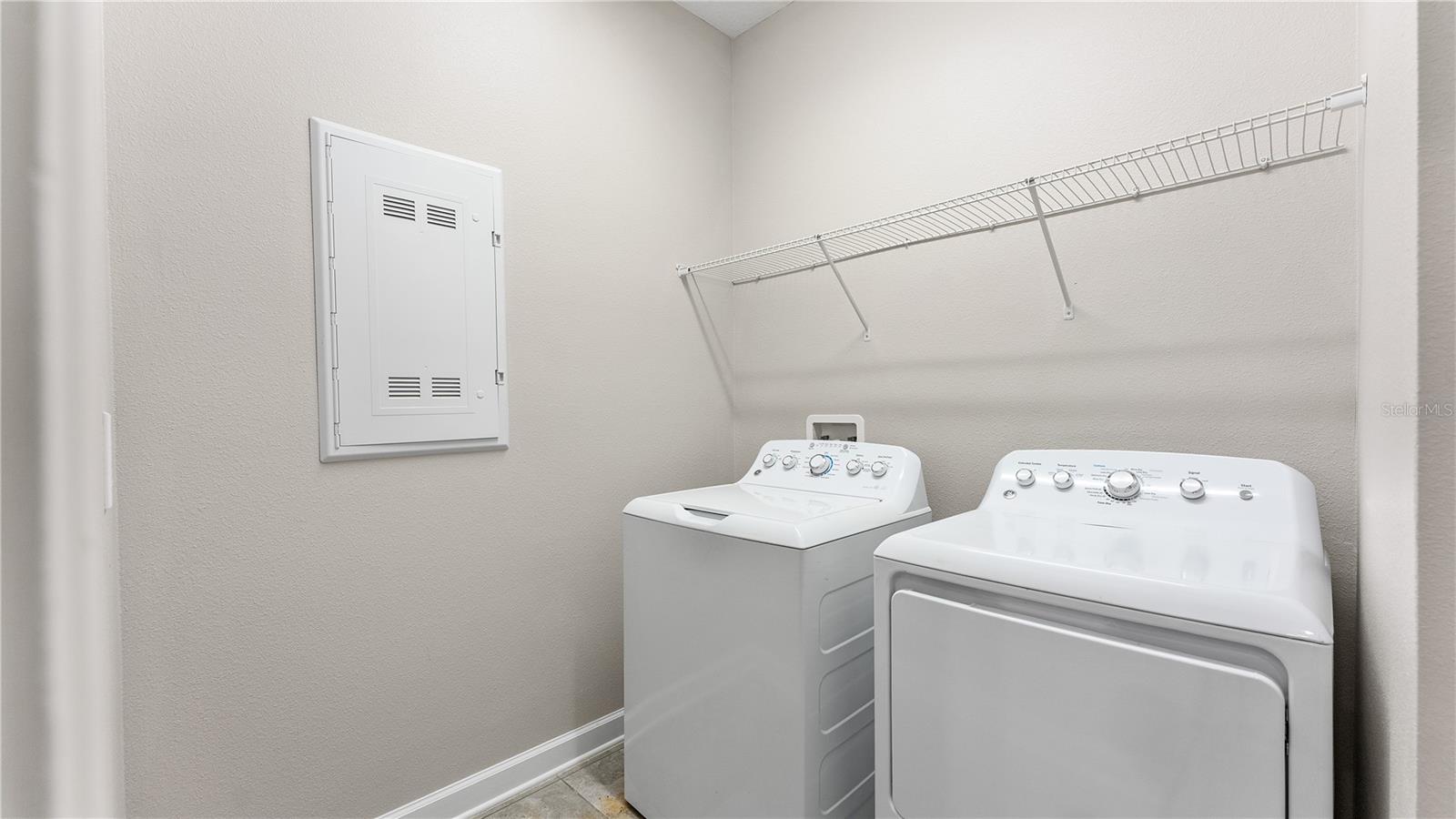 OAKS/MOSS PARK - Residential