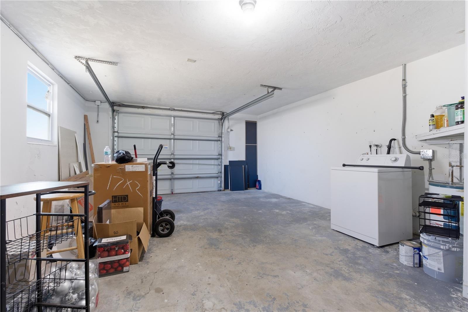 TAHITIAN HOMES - Residential