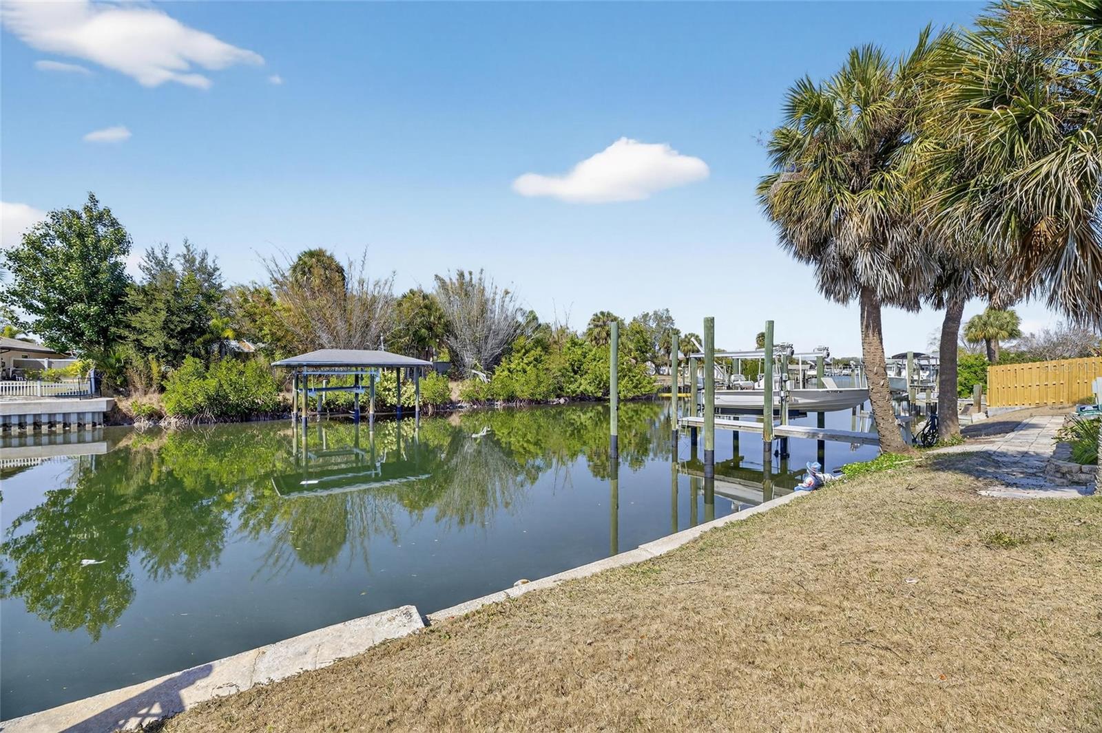 APOLLO BEACH UNIT TWO - Residential Lease