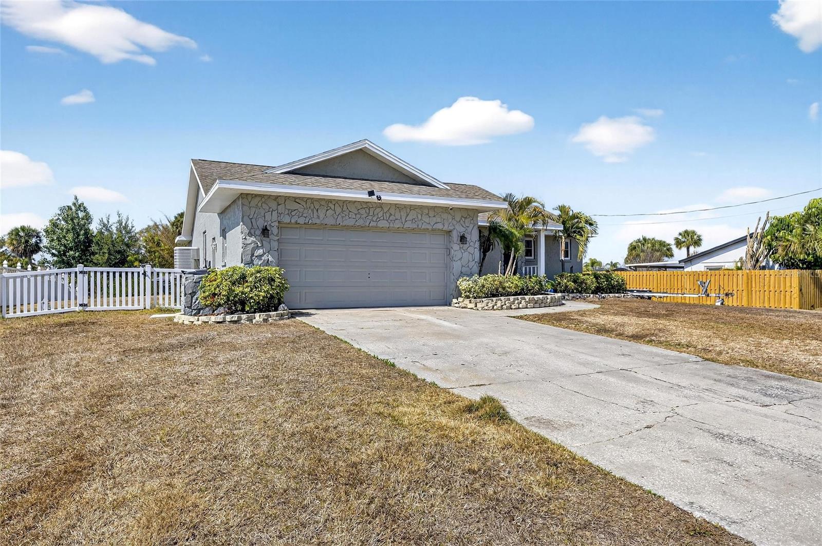 APOLLO BEACH UNIT TWO - Residential Lease