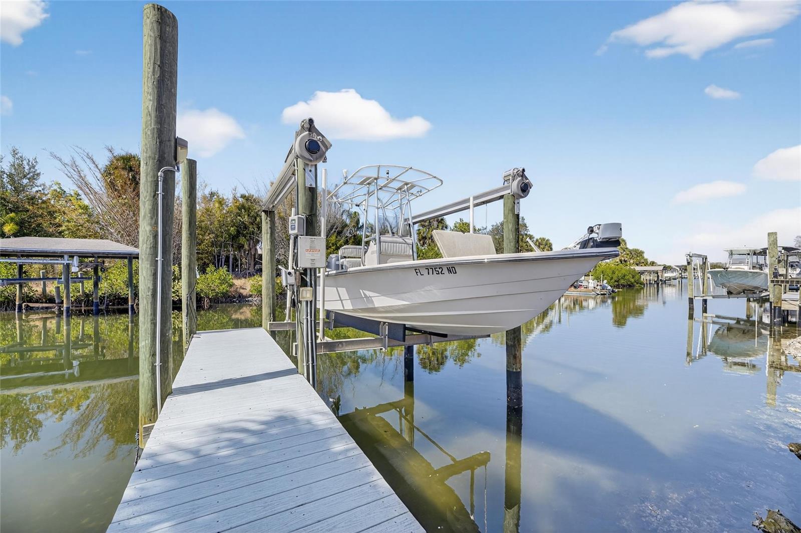 APOLLO BEACH UNIT TWO - Residential Lease