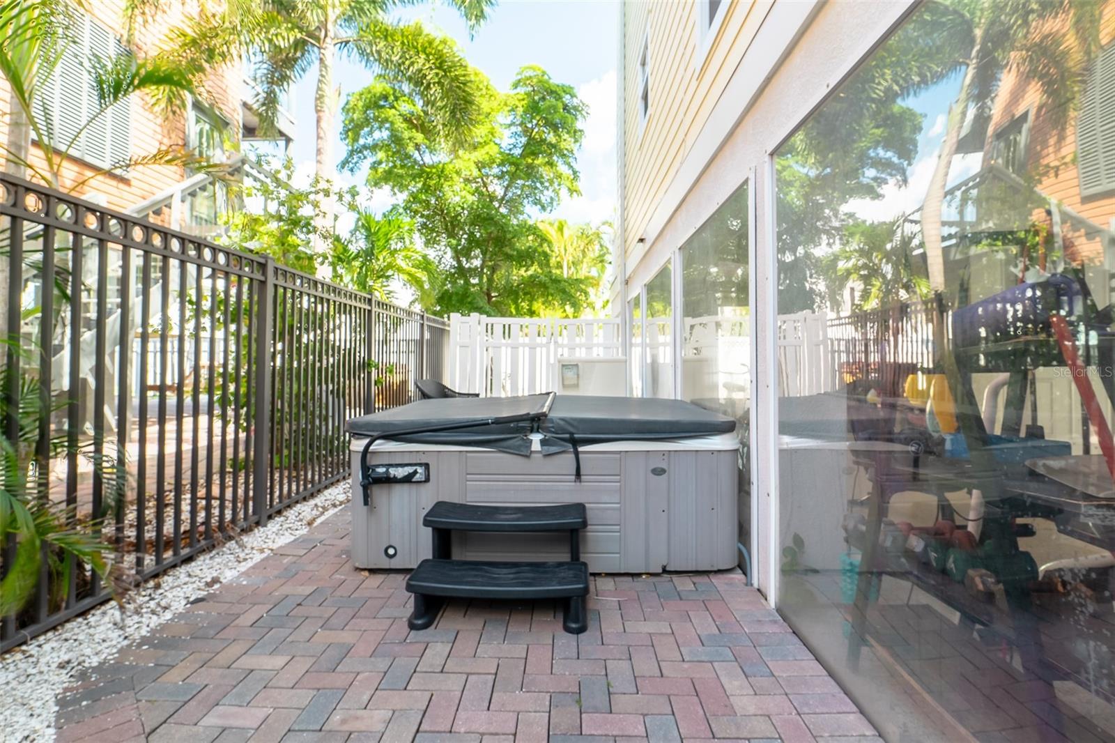 ILEXHURST - Residential Income