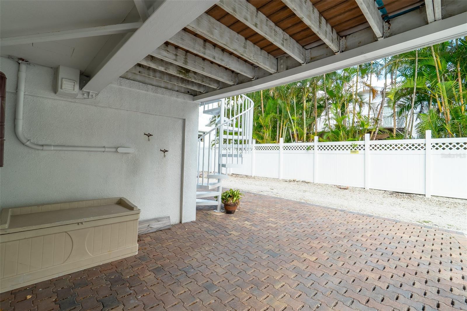 ILEXHURST - Residential Income