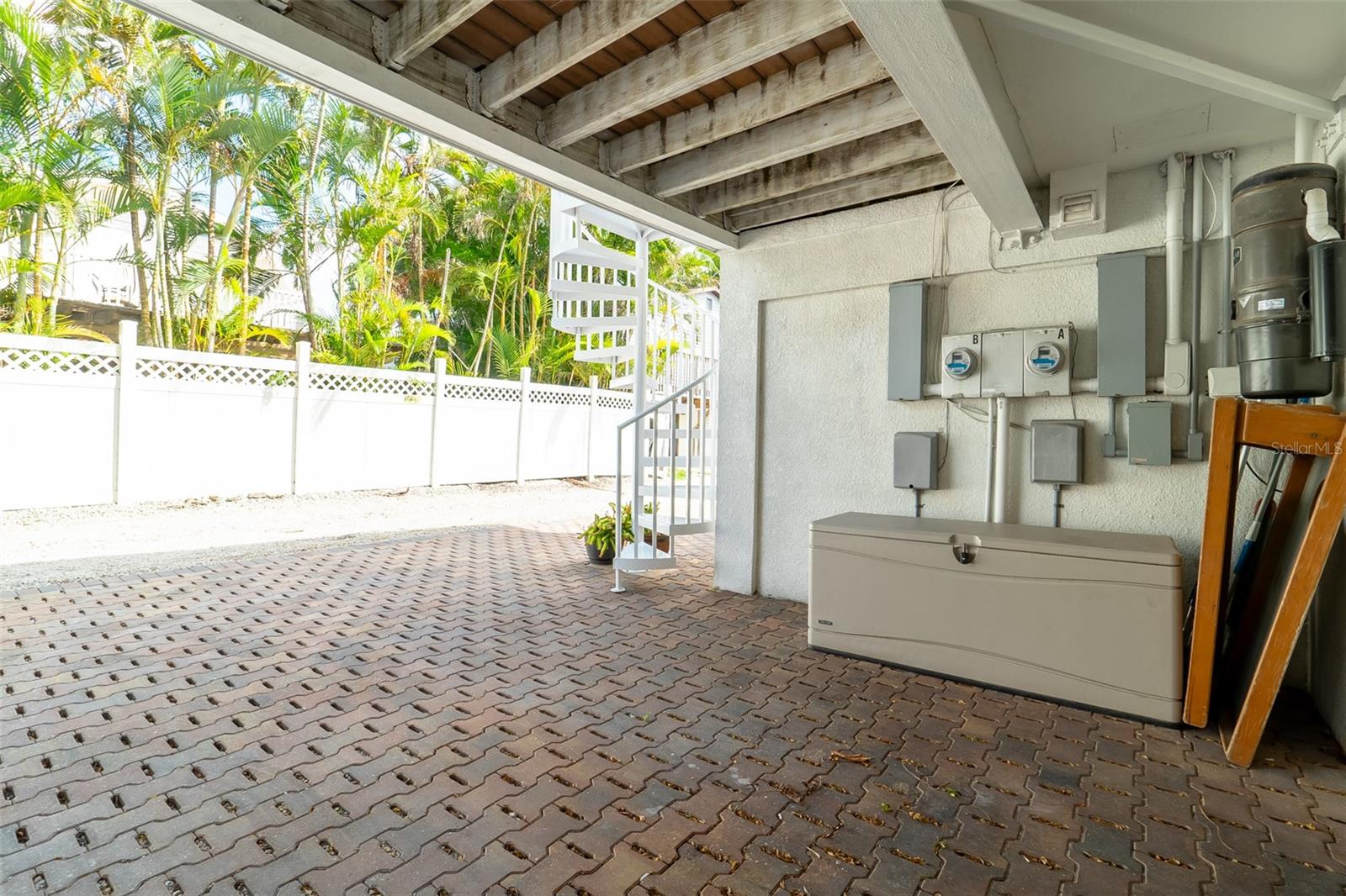 ILEXHURST - Residential Income