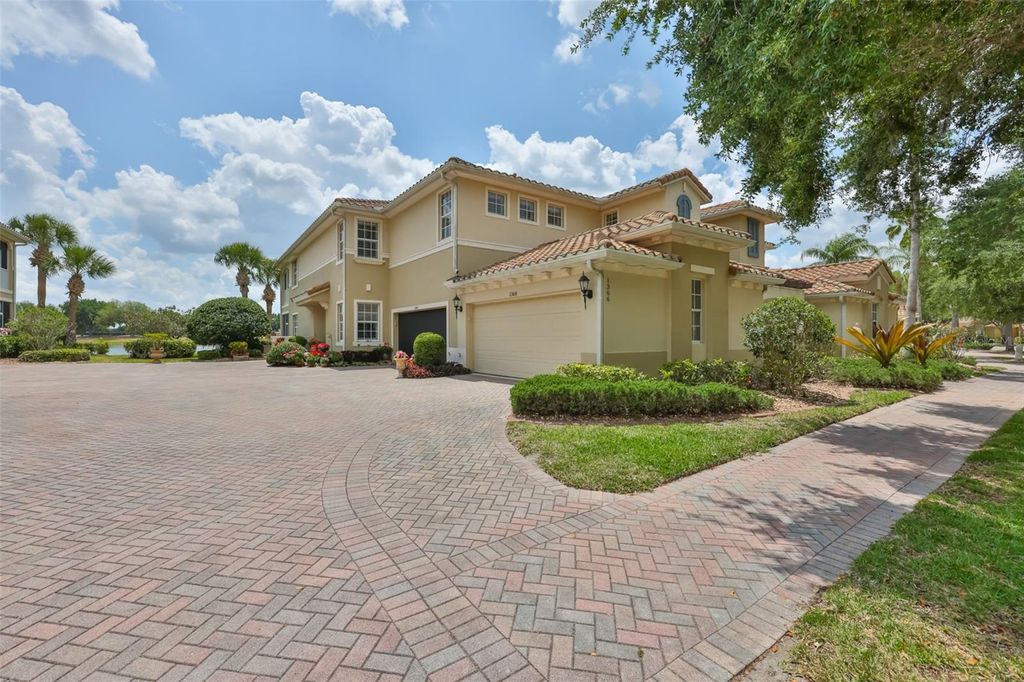 Photo of 1368 Emerald Dunes Drive, Sun City Center, FL 33573 (MLS # TB8503526)