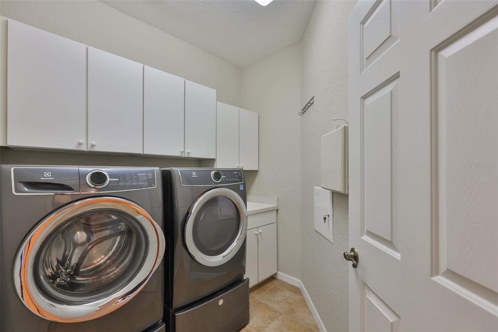 TOSCANA AT RENAISSANCE A CONDO - Residential