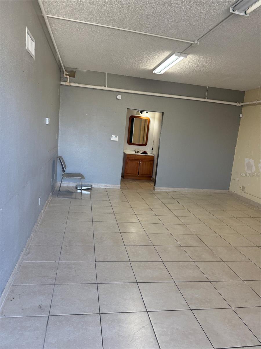 ALLIANCE - Commercial Lease