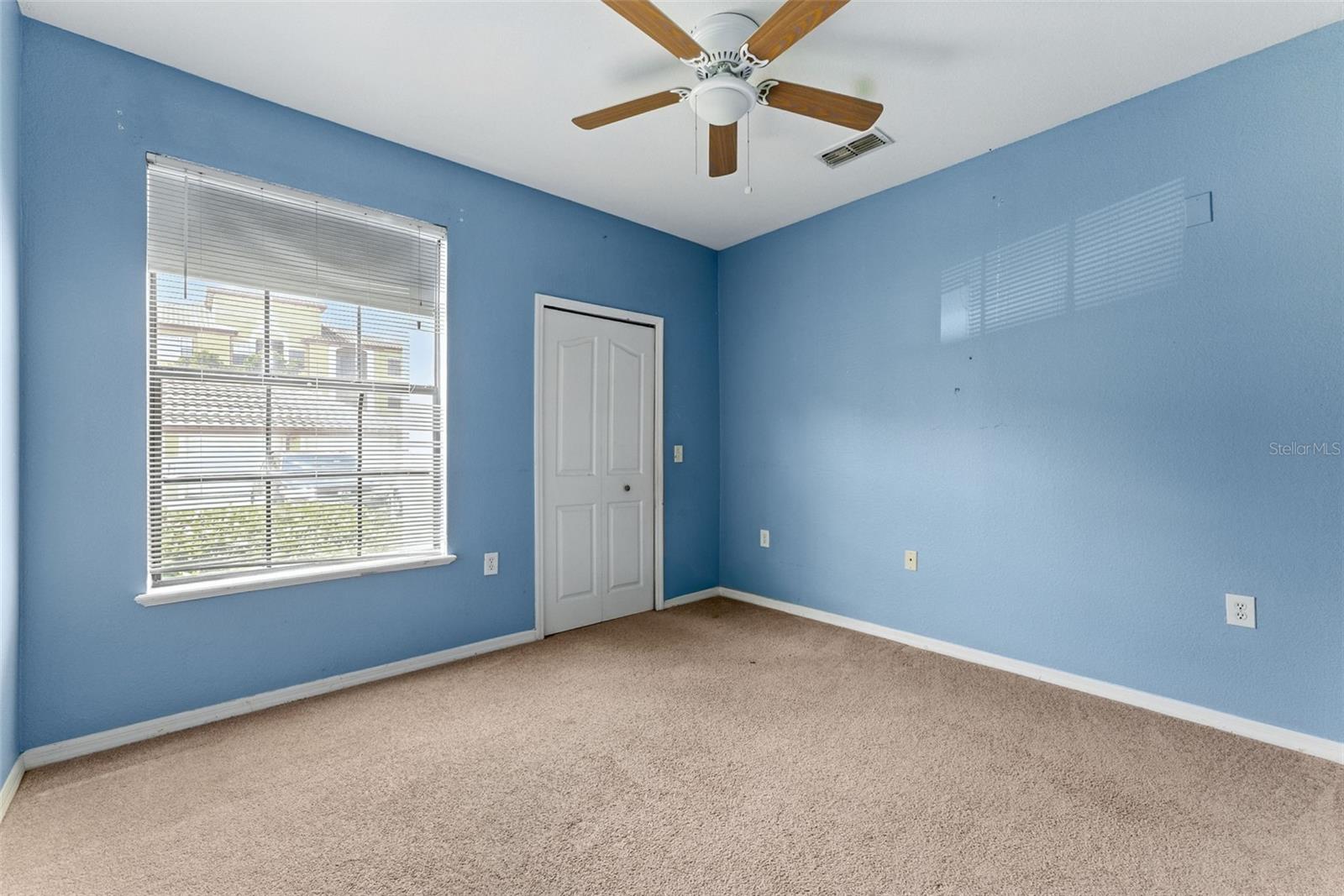 SERENATA CONDO - Residential Lease