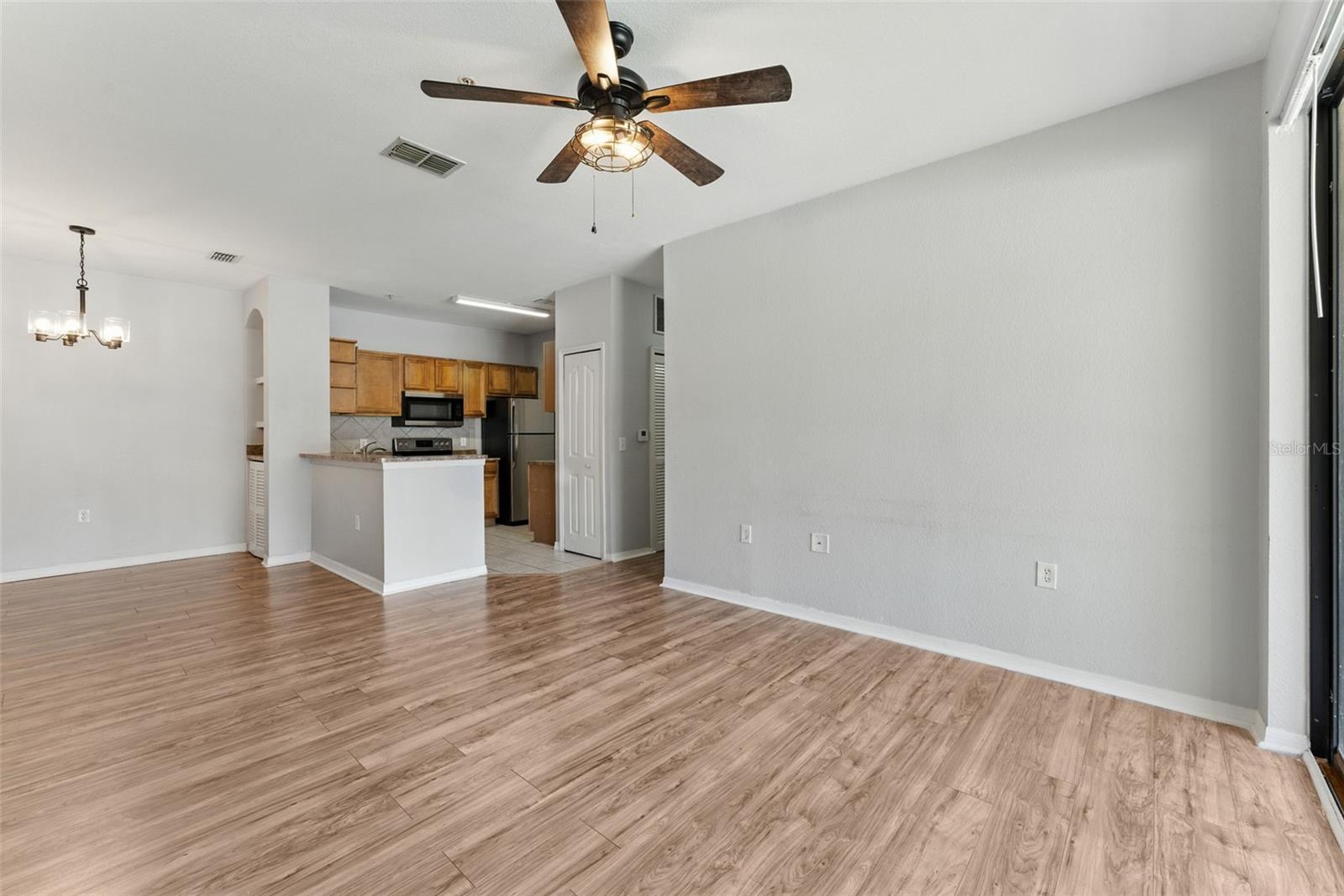 SERENATA CONDO - Residential Lease