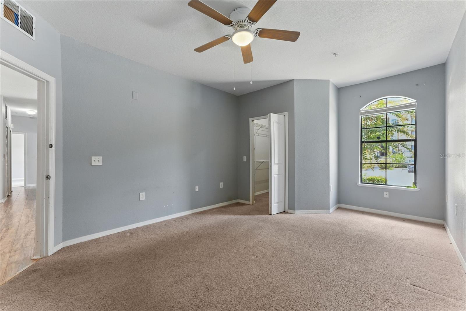 SERENATA CONDO - Residential Lease