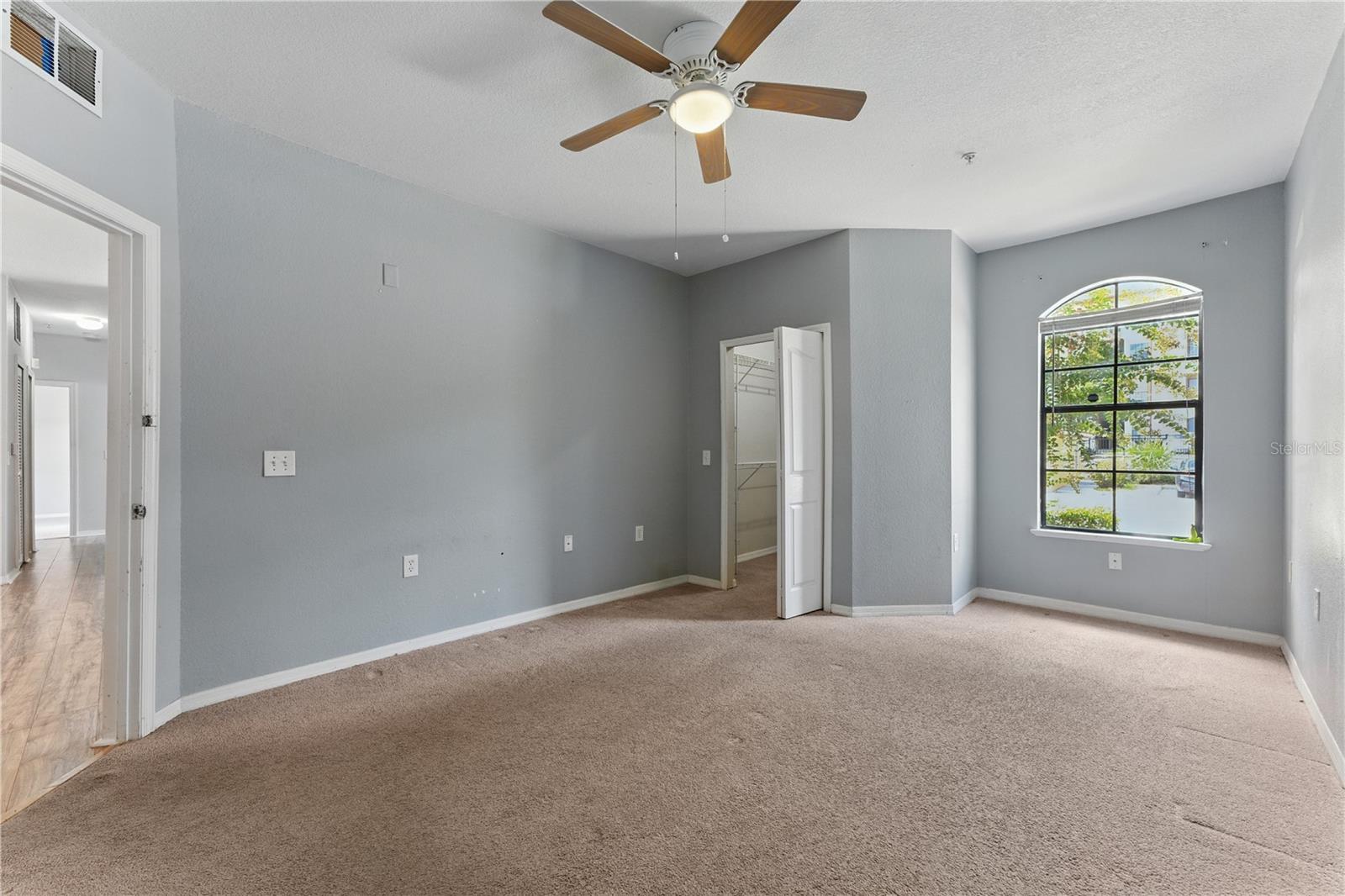 SERENATA CONDO - Residential Lease