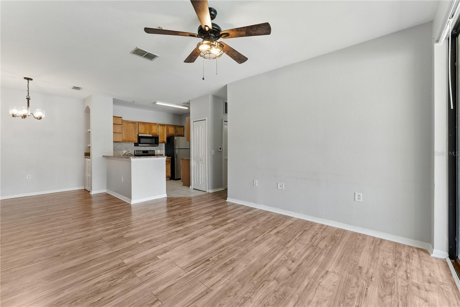 SERENATA CONDO - Residential Lease