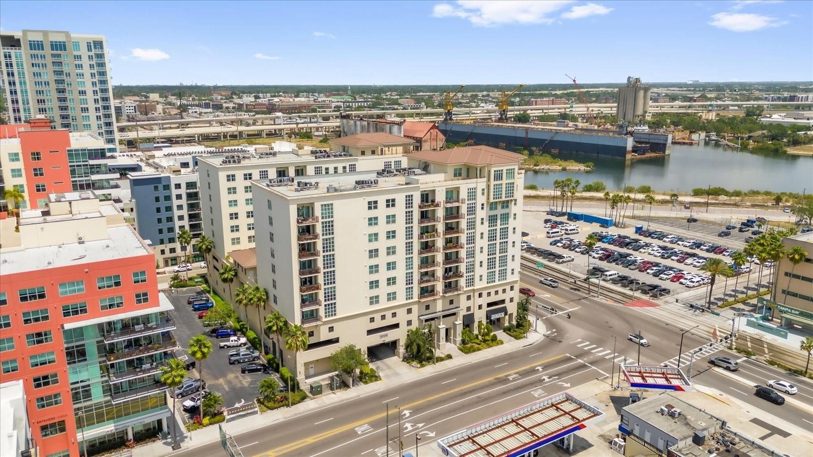 VENTANA A CONDO - Residential Lease