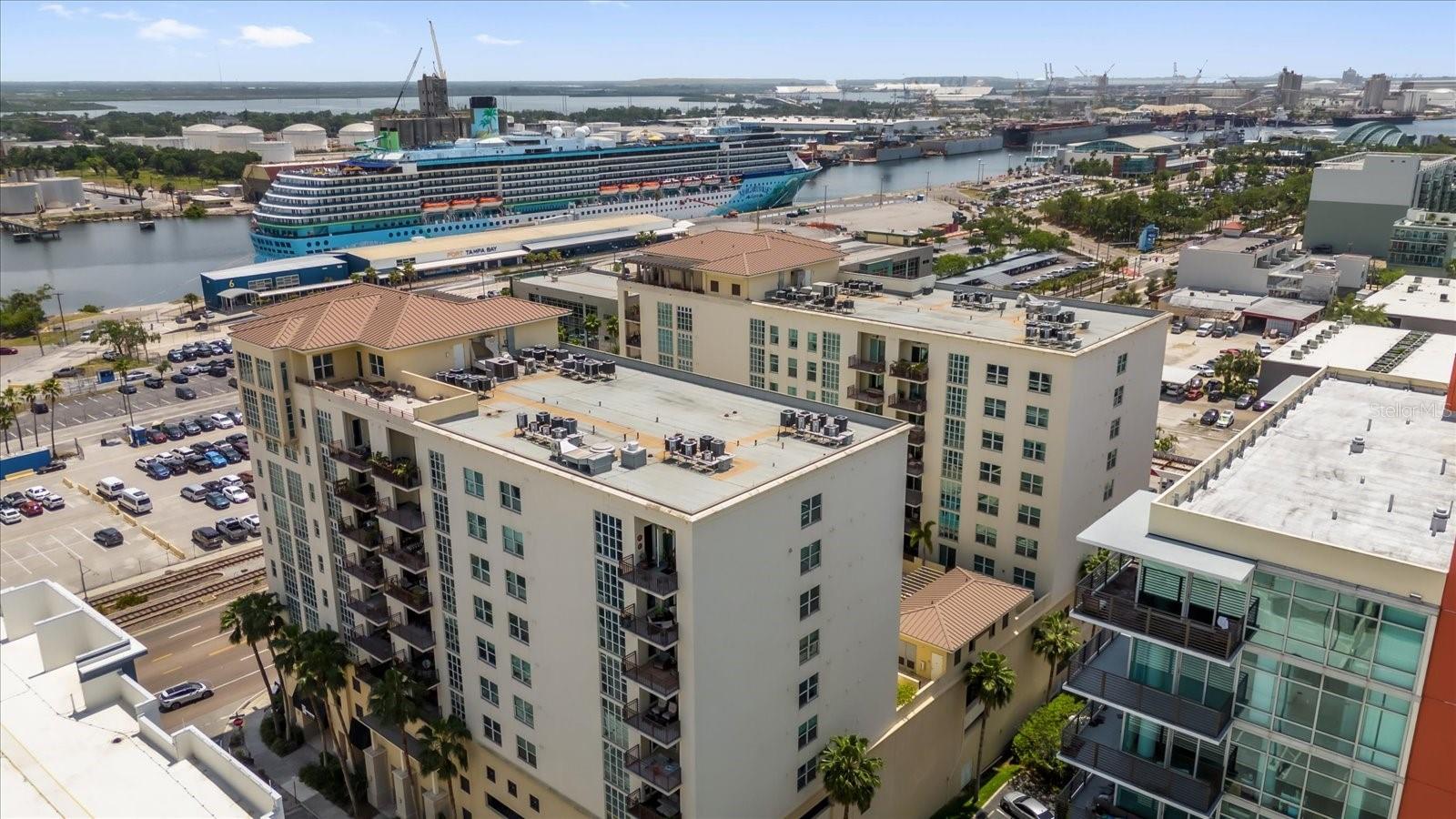 VENTANA A CONDO - Residential Lease