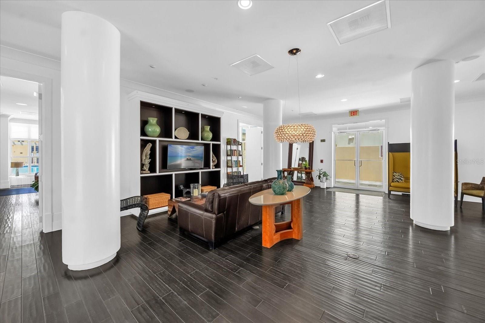 VENTANA A CONDO - Residential Lease