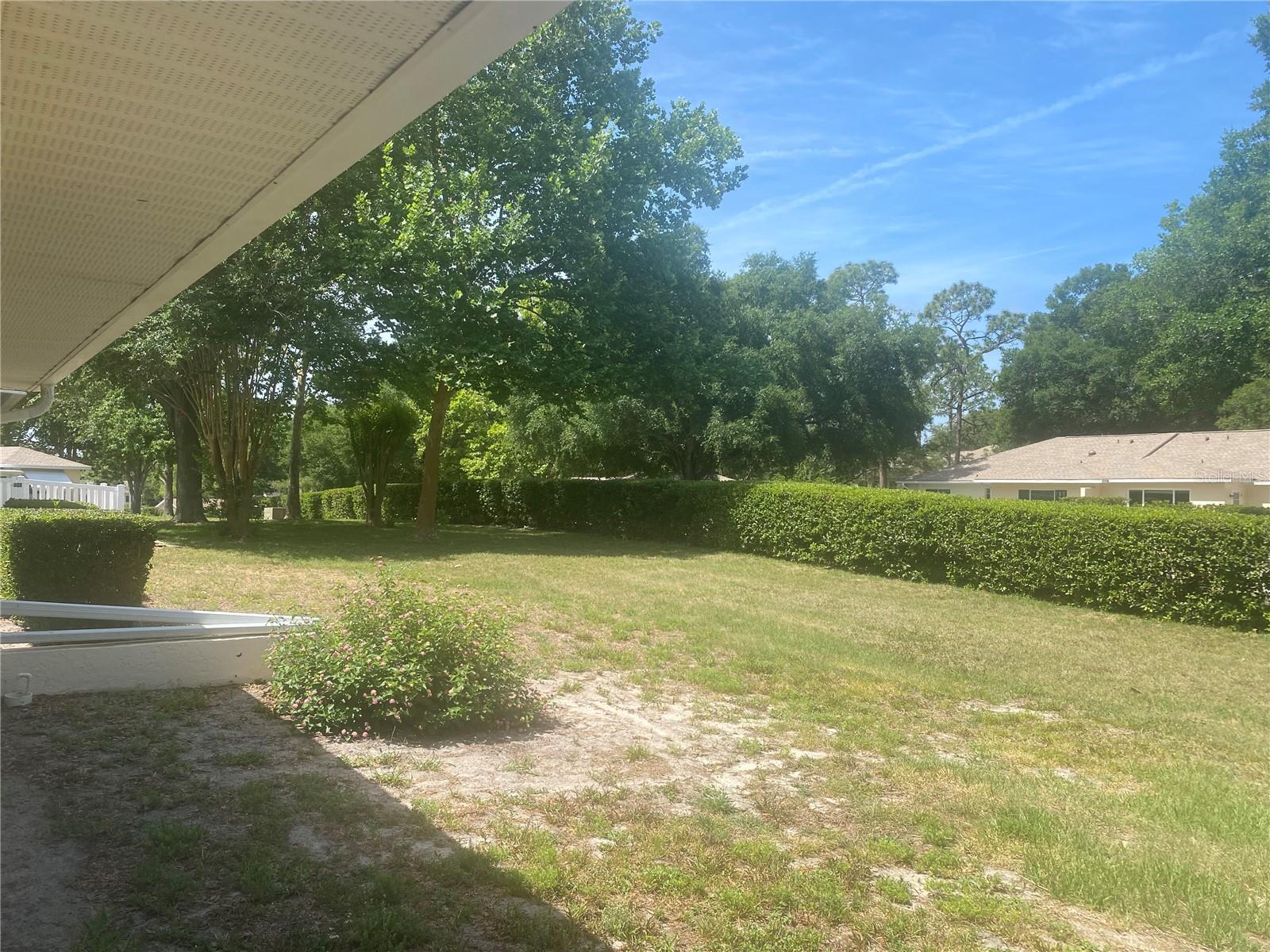 CIRCLE SQUARE WOODS - Residential