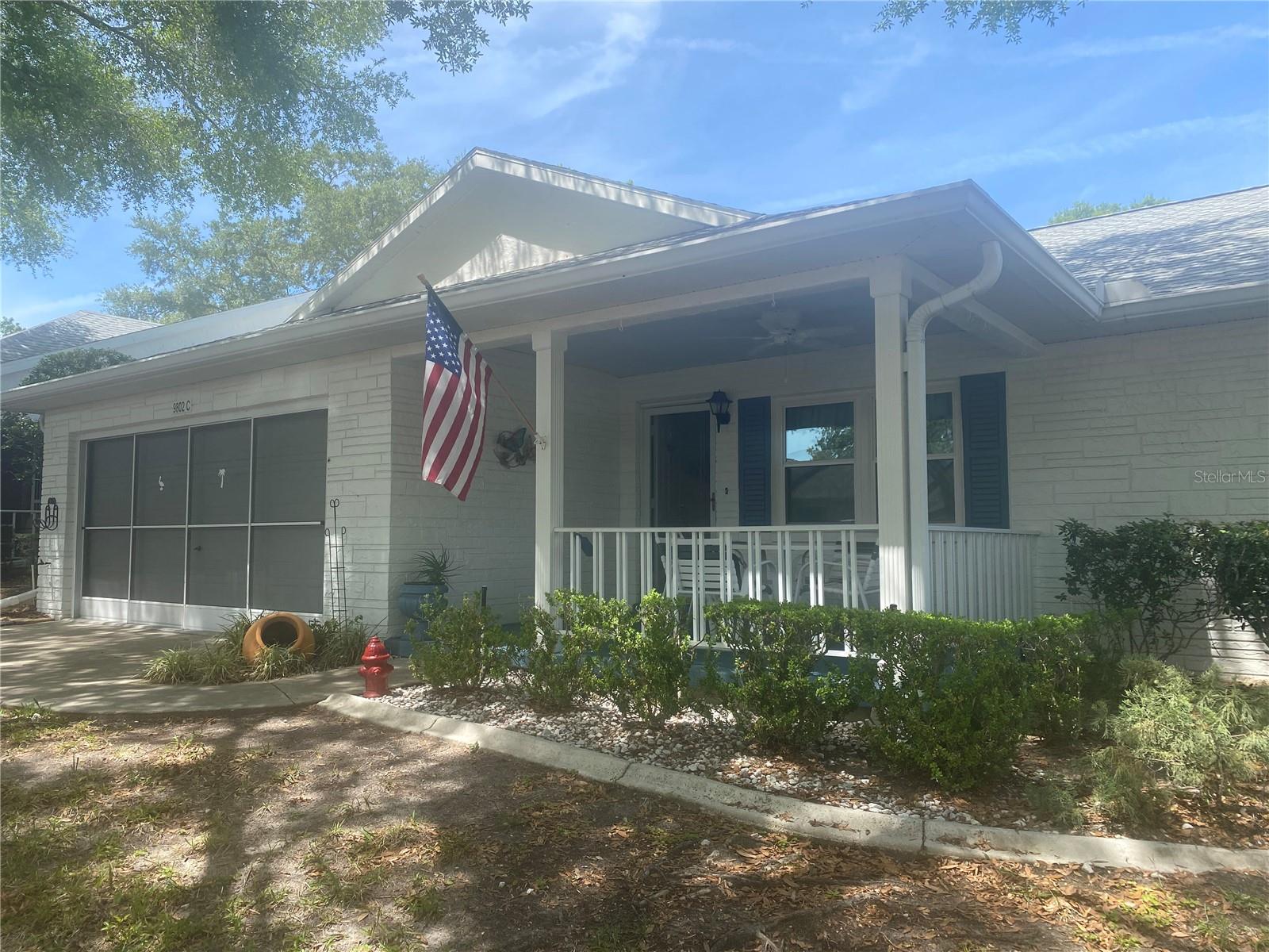 CIRCLE SQUARE WOODS - Residential