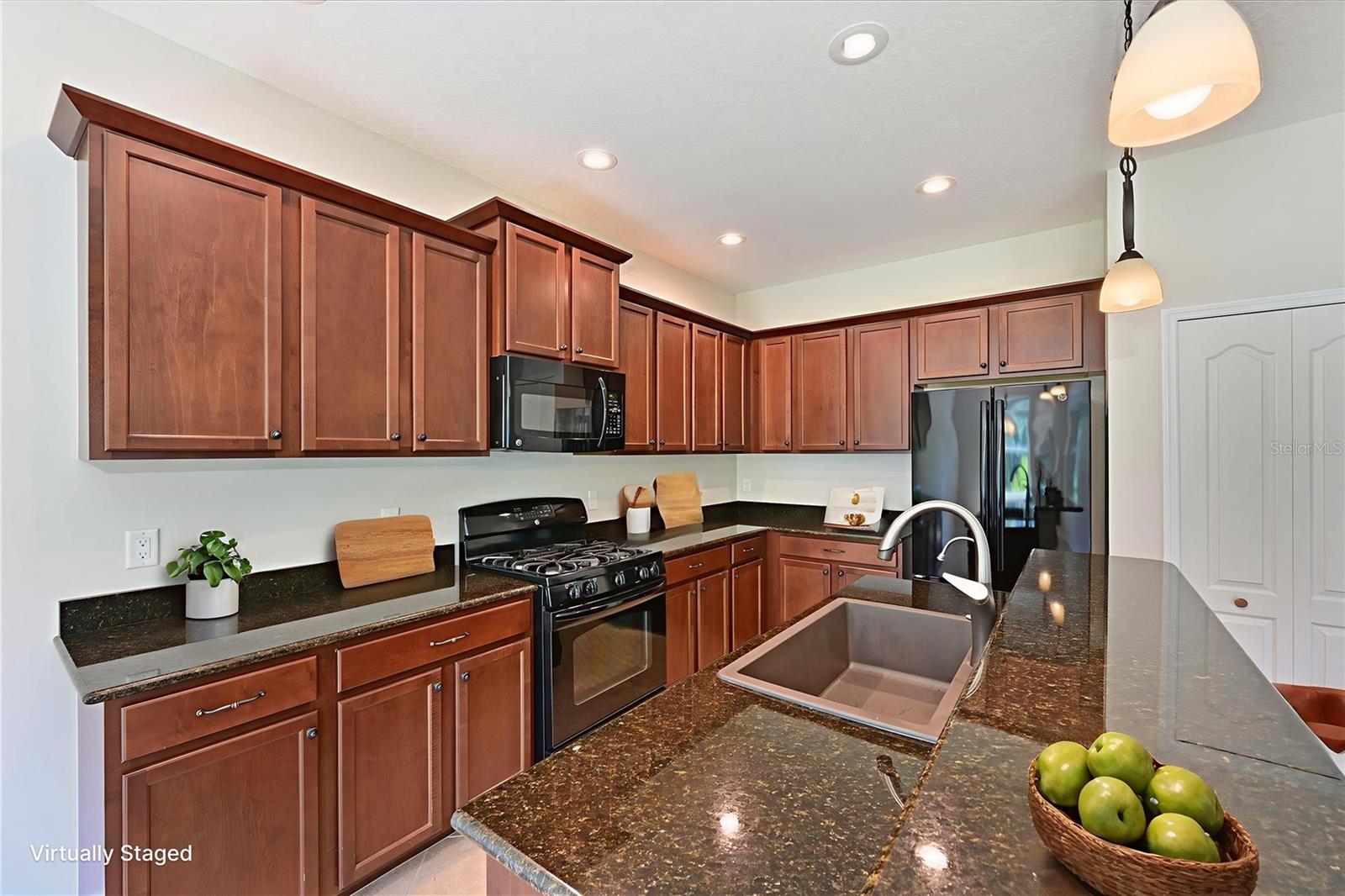 WOODBROOK - Residential