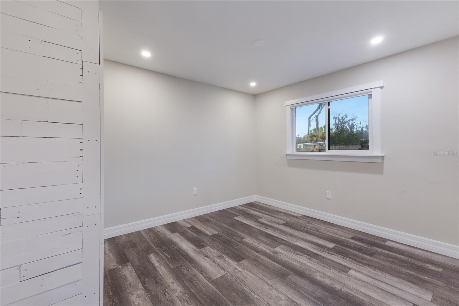 VILLAGES OF THOUSAND OAKS VILLAGE IV & V - Residential