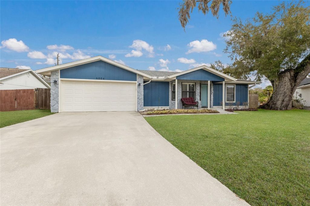 Photo of 8034 56th Court E, Palmetto, FL 34221 (MLS # A4682768)