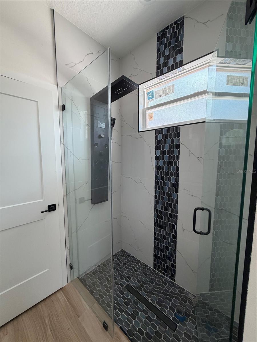 ROYAL TRAILS UNIT 01 - Residential