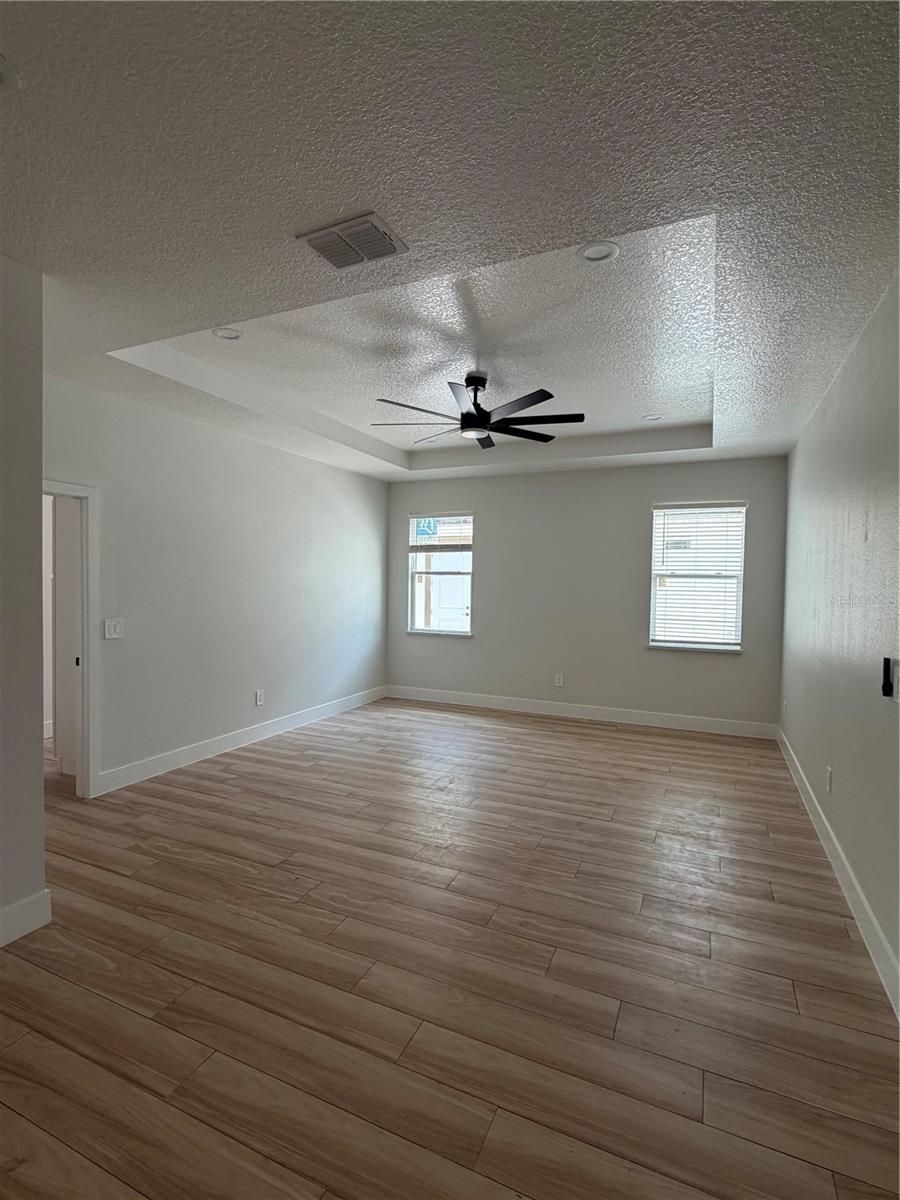 ROYAL TRAILS UNIT 01 - Residential