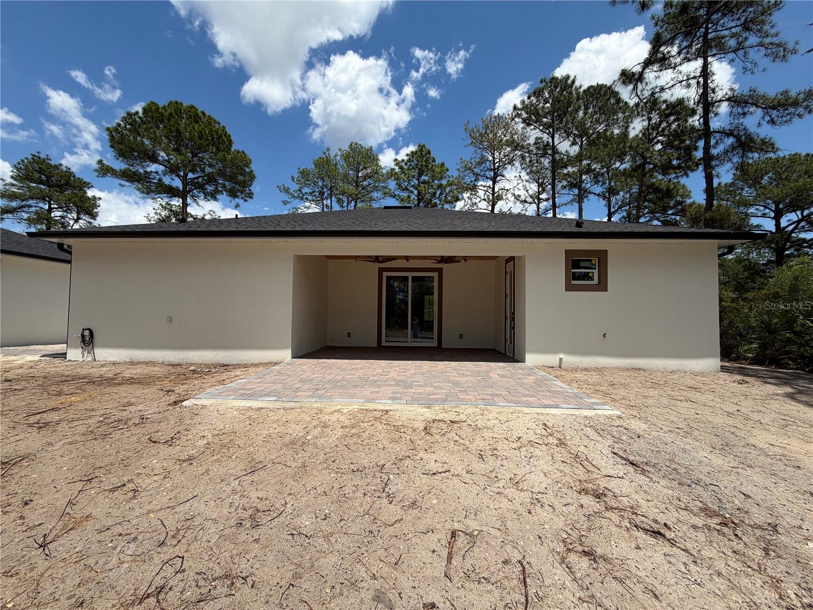 ROYAL TRAILS UNIT 01 - Residential