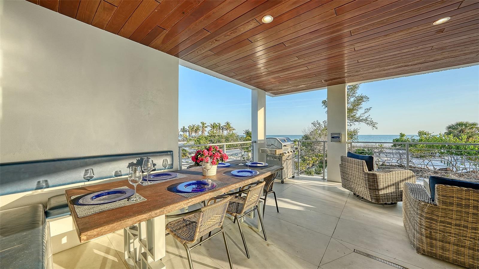 SLEEPY LAGOON - Residential