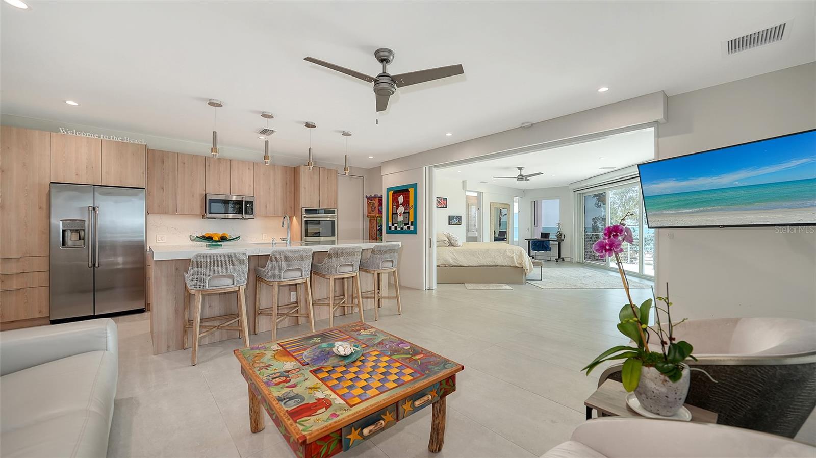 SLEEPY LAGOON - Residential