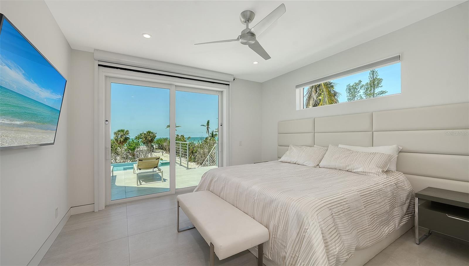 SLEEPY LAGOON - Residential