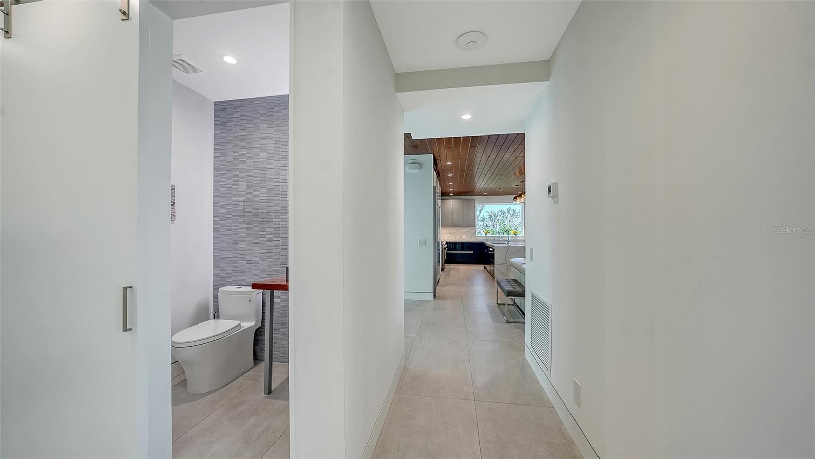 SLEEPY LAGOON - Residential