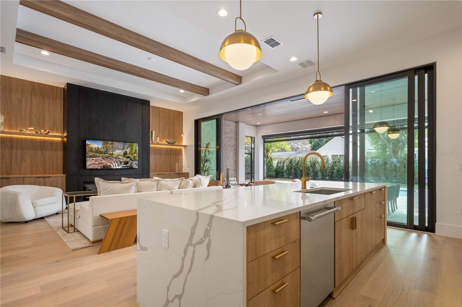 CHARMONT - Residential