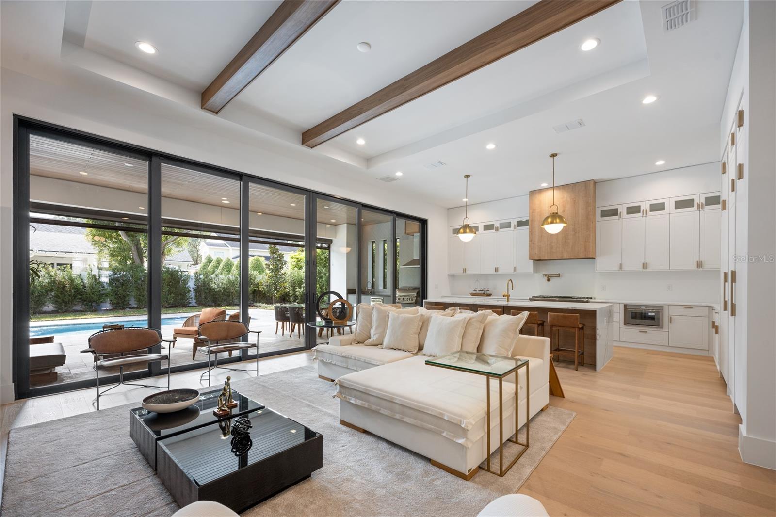 CHARMONT - Residential