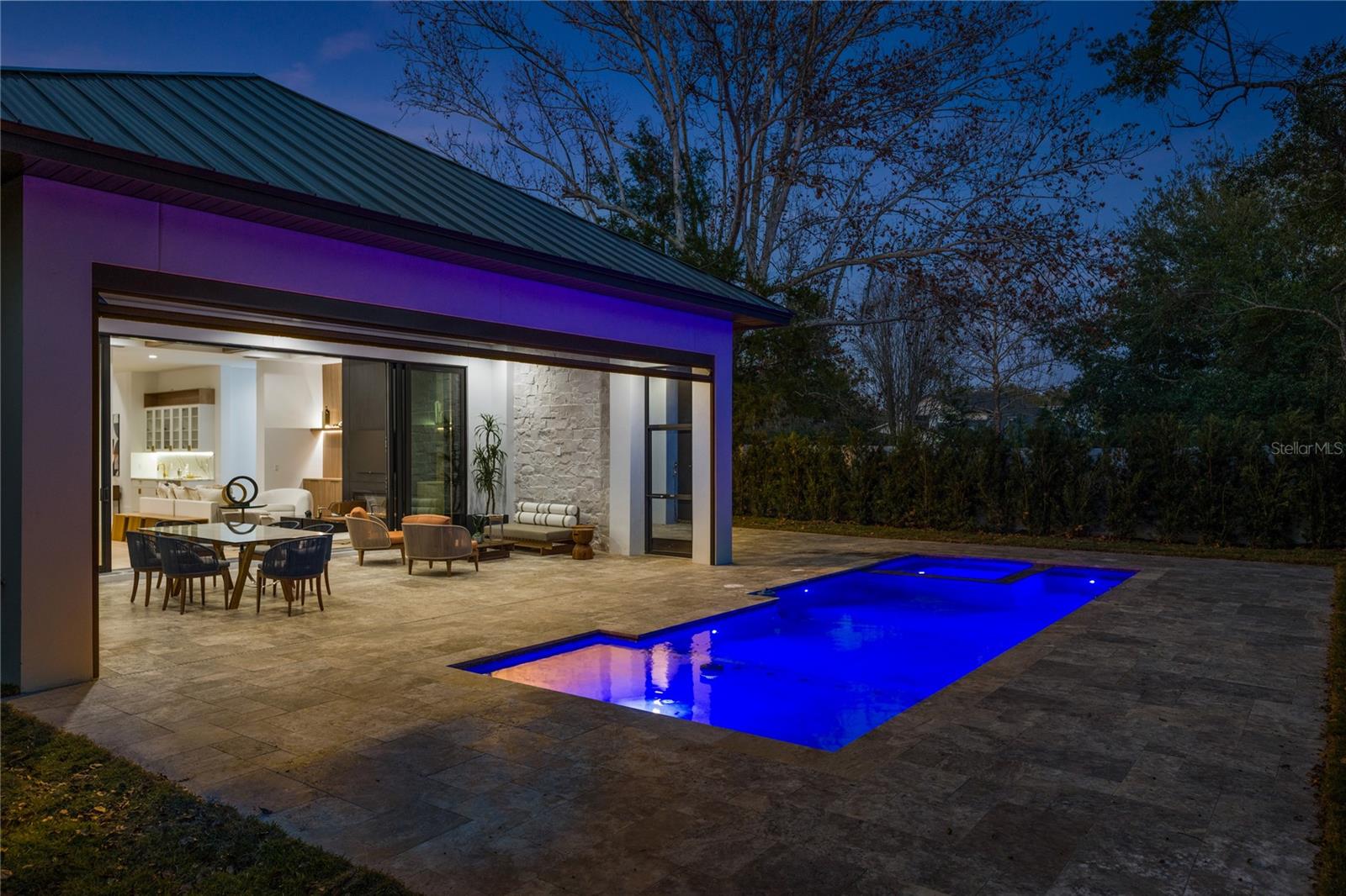 CHARMONT - Residential