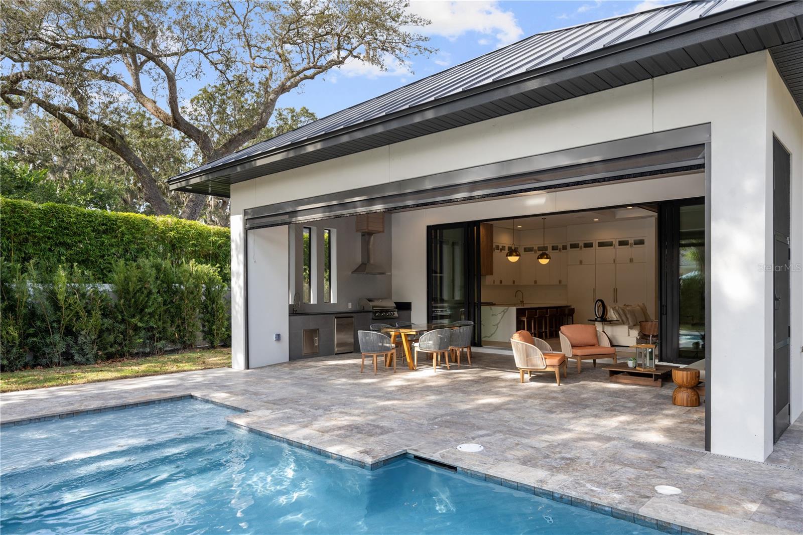 CHARMONT - Residential