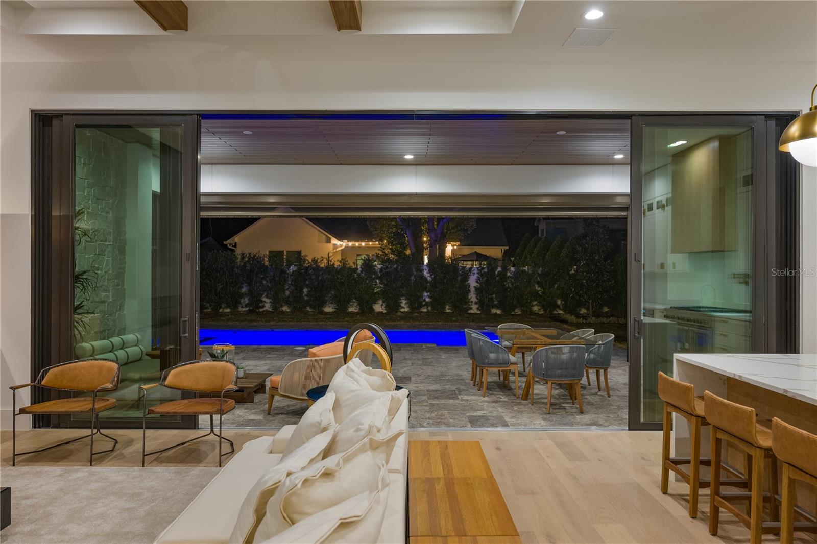 CHARMONT - Residential