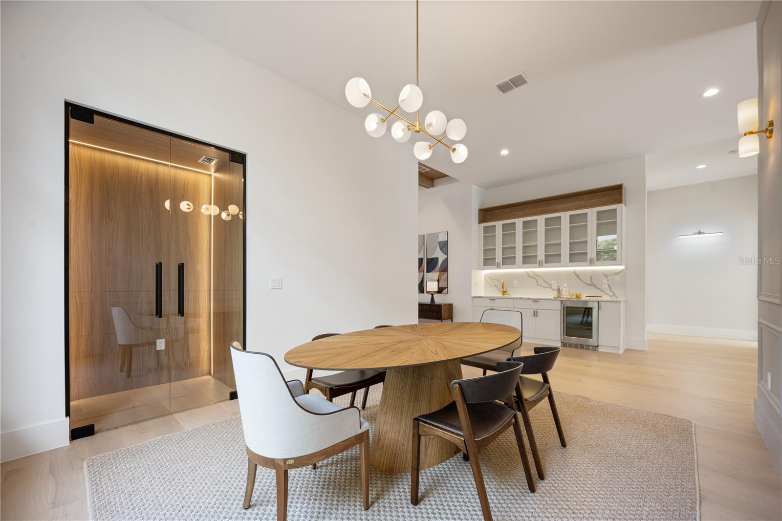 CHARMONT - Residential