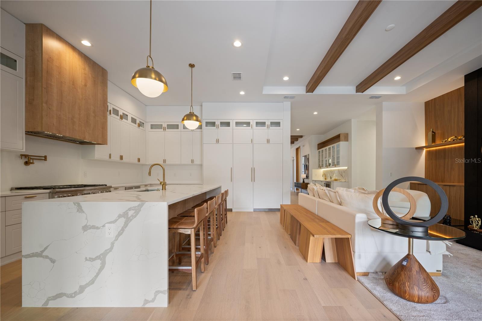 CHARMONT - Residential