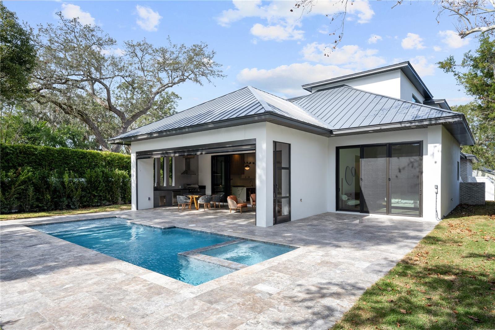 CHARMONT - Residential