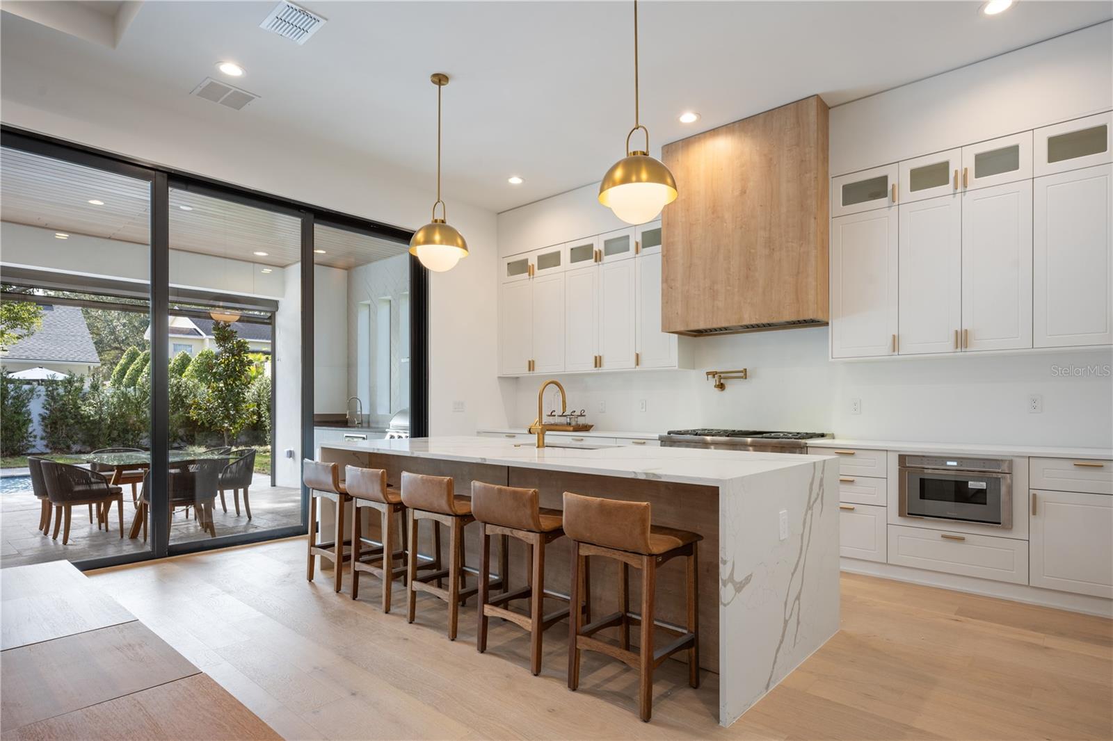 CHARMONT - Residential